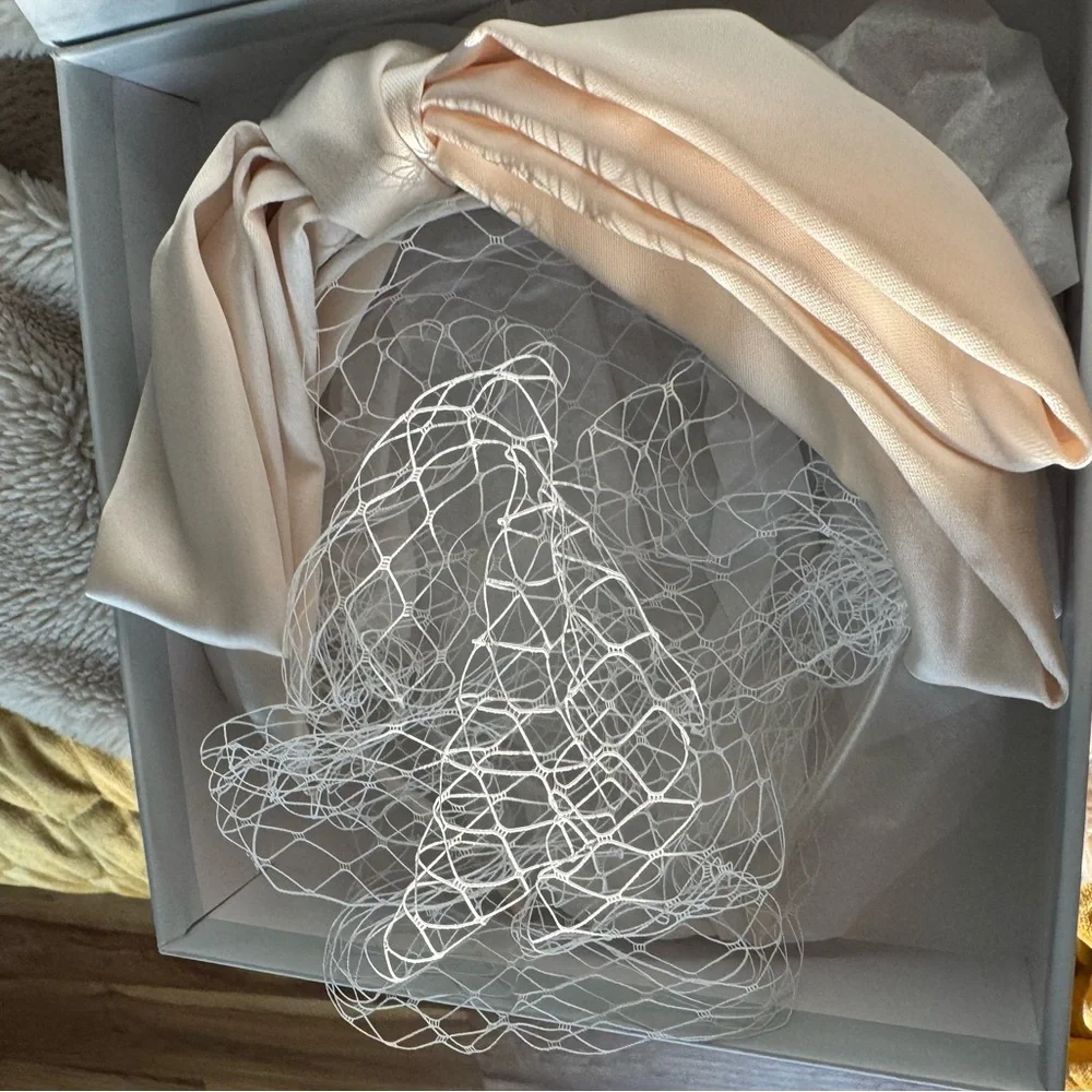 New Kristin Ess ivory veil headband box wedding vintage inspired bow